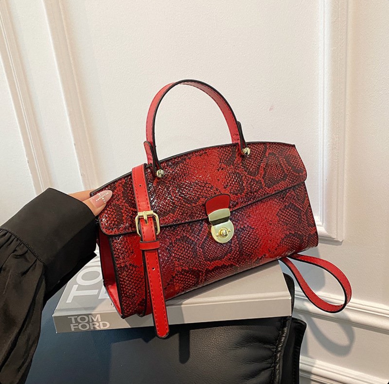 img_2265 EBUBE - Image 1