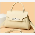 LOVE - Image 5