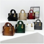 LOTTIE - Image 5