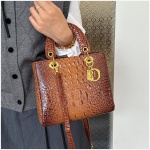 LOTTIE - Image 8