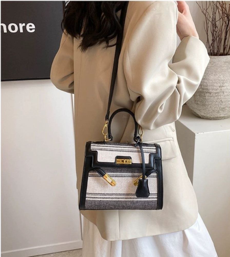 2025/11/1000862851-1.jpg NADINE - Image 1