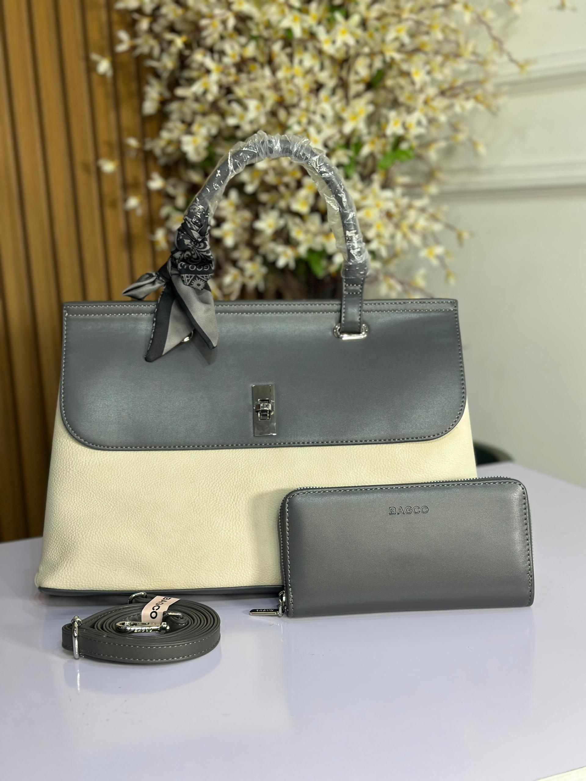 img_1949 BAGCO 144 - Image 1